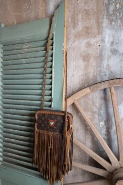 LEATHER AND VODKA MARLY CAMEL FRINGE 20CT KINGMAN TURQUOISE BAG 18 LEATHER AND VODKA MARLY CAMEL FRINGE 20CT KINGMAN TURQUOISE BAG -Western Cowboy Clothing Store 0D6A0035