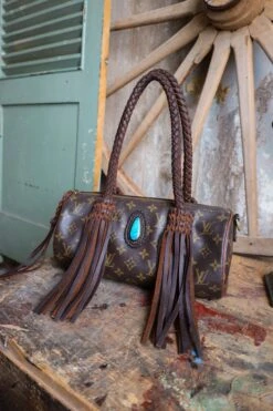 LEATHER AND VODKA PAPILLION PM CHOCOLATE 35CT BISBEE TURQUOISE BAG -Western Cowboy Clothing Store 0D6A0043
