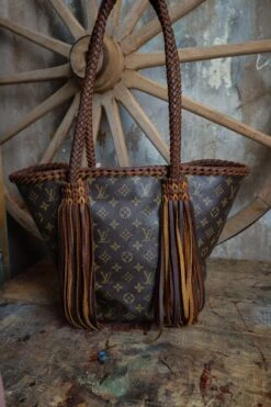 LEATHER AND VODKA SHOPPING SAC CHOCOLATE BAG -Western Cowboy Clothing Store 0D6A0061 52b6f23b 3a7c 4e3d a2aa 9e4cf1acb826