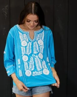 LONGSLEEVE EMBROIDERED BLOUSE -Western Cowboy Clothing Store 0D6A3928