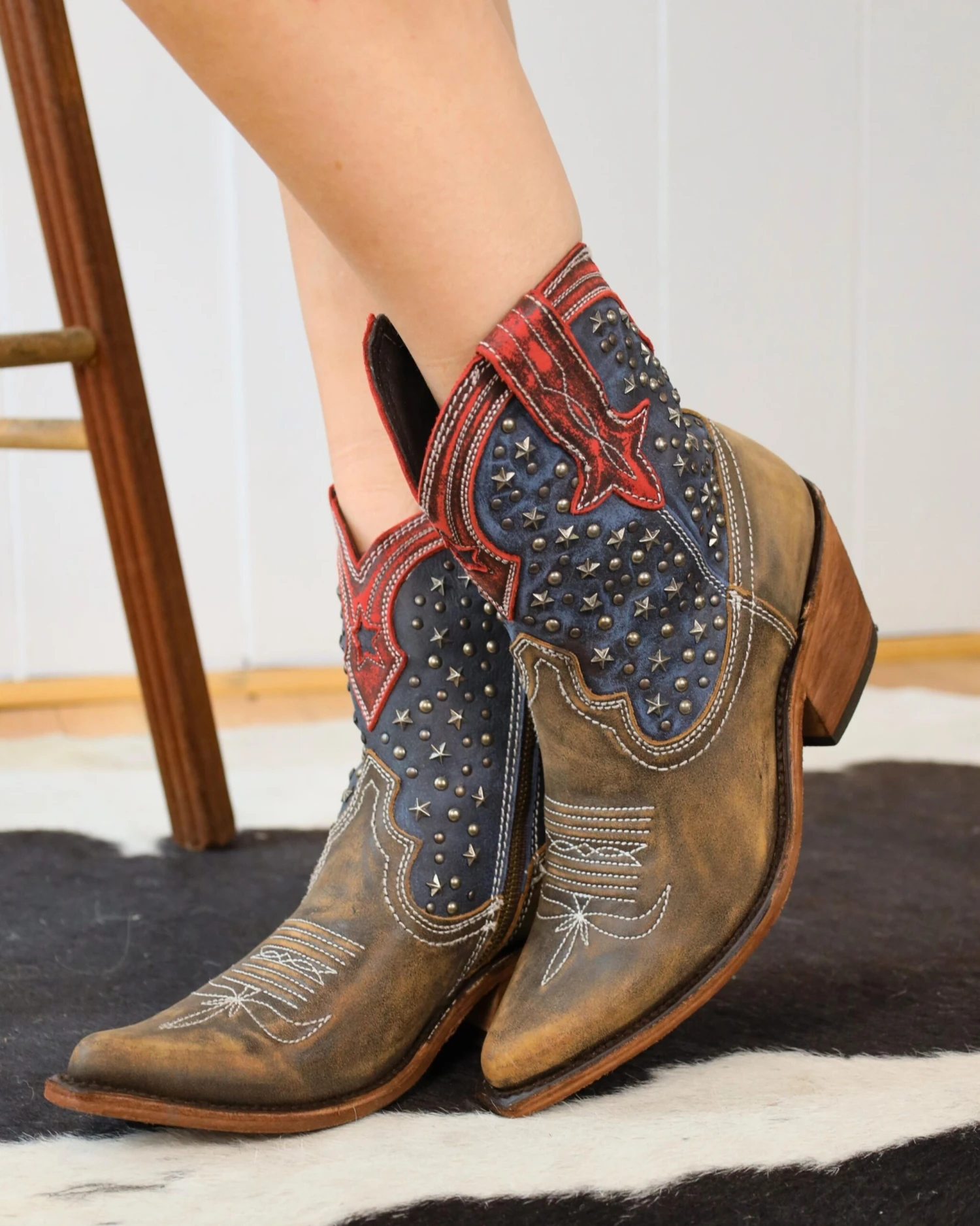 LIBERTY BLACK WOMEN'S STAR TOP VINTAGE CANELLA BOOT 2 LIBERTY BLACK WOMEN'S STAR TOP VINTAGE CANELLA BOOT - Image 2