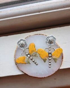 LARGE BUMBLE BEE JASPER FIREFLY EARRING 18 LARGE BUMBLE BEE JASPER FIREFLY EARRING -Western Cowboy Clothing Store 203 5ab88289 88d1 4d1d 8542 e9b92322e189