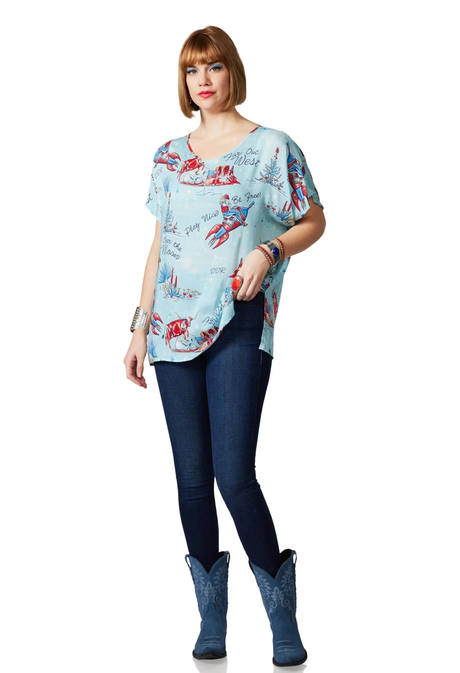 DOUBLE D RANCHWEAR OVER THE MOON PONCHO TOP 1 DOUBLE D RANCHWEAR OVER THE MOON PONCHO TOP