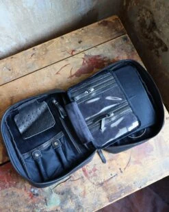 VINTAGE COWGIRL CASES JEWELRY BOOK -Western Cowboy Clothing Store 252 93d30da6 f7c5 420b b344 253560477ac8