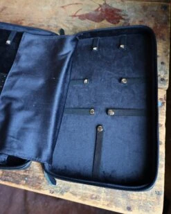 VINTAGE COWGIRL CASES JEWELRY SQUASH BLOSSOM CASE -Western Cowboy Clothing Store 266 6affba46 fe41 4c6c 9c2e d7da9ea61da7