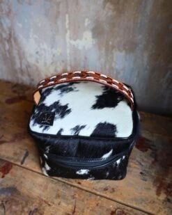 VINTAGE COWGIRL CASES TOILETRY BAG -Western Cowboy Clothing Store 269 e157c3a6 e8d5 4df0 bf34 7bafe3e2256c
