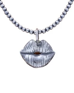 LOVE TOKENS STERLING SILVER PUCKER UP LIPS CHARM PENDANT