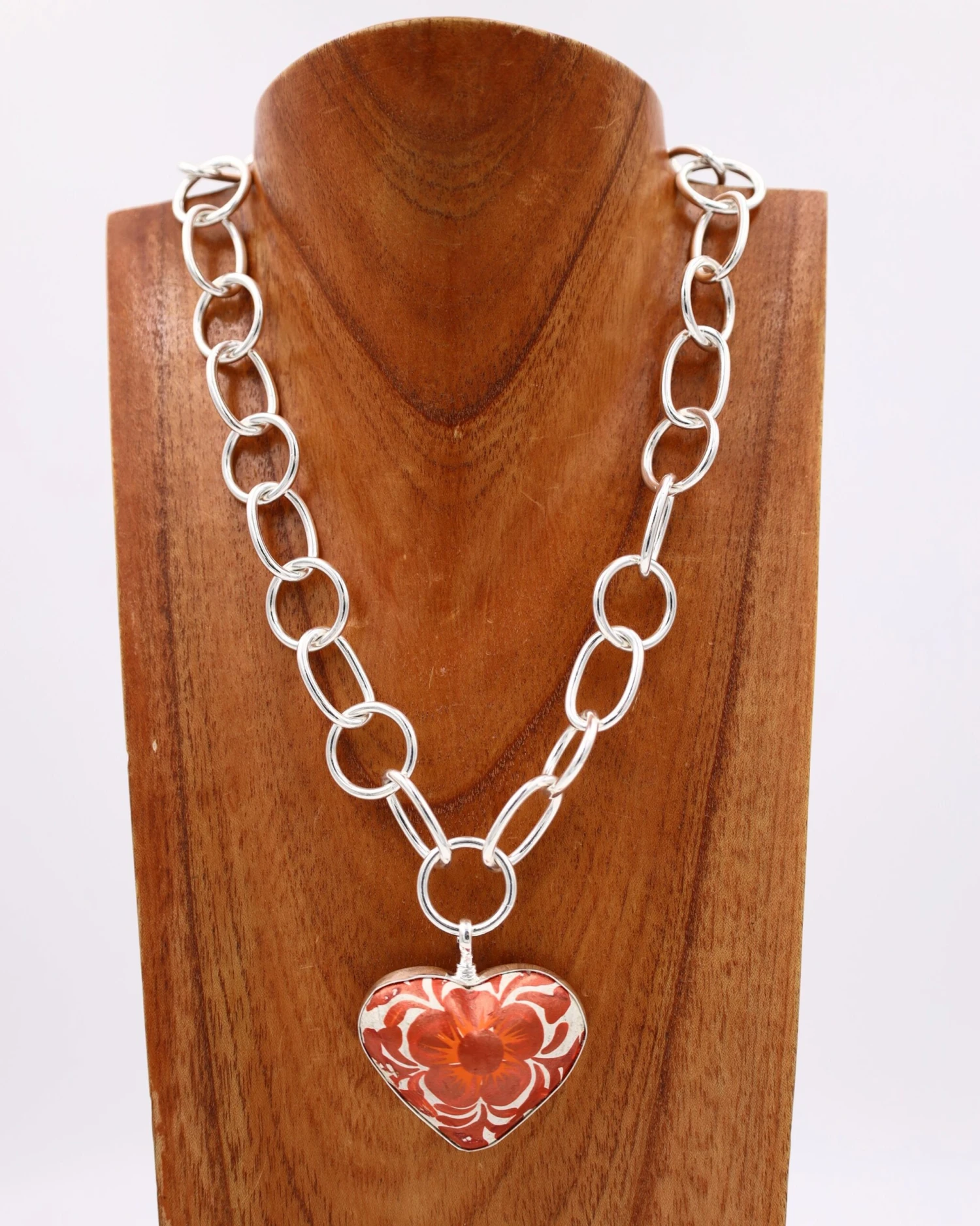 COREEN CORDOVA WHITE HEART ORANGE FLOWER PENDANT 2 COREEN CORDOVA WHITE HEART ORANGE FLOWER PENDANT - Image 2