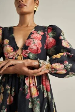 RANNA GILL GWEN U-SHAPE DRESS -Western Cowboy Clothing Store 5 1800x1800 9c5e7ba2 6a75 4a2a b507 08a35843de53