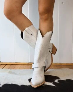 LIBERTY BLACK WOMEN'S PEYTON BOOT -Western Cowboy Clothing Store 75 57a22982 bb0f 4a3a 945b eb4099e2dff1