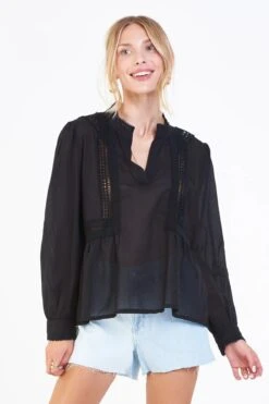 DEAR JOHN ALEXIS FRONT SLIT TOP BLACK -Western Cowboy Clothing Store DSH1150G5BLK FRONT 1800x1800 8d3db4c2 d19c 45ce a262 c5c99bcdf32e