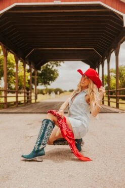 RED BANDANA SILK WILDRAG -Western Cowboy Clothing Store ED20090C C63C 4FFD A58D 6C12A278FF34