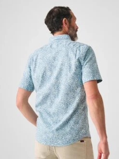 Faherty Short-Sleeve Breeze Shirt -Western Cowboy Clothing Store SP23 faherty mens MWS2332 TWH SS BREEZE SHIRT TEAL WATERS HILO back 1 2000x 0770aa27 ebf8 4ca0 bc93 d71a381852cc