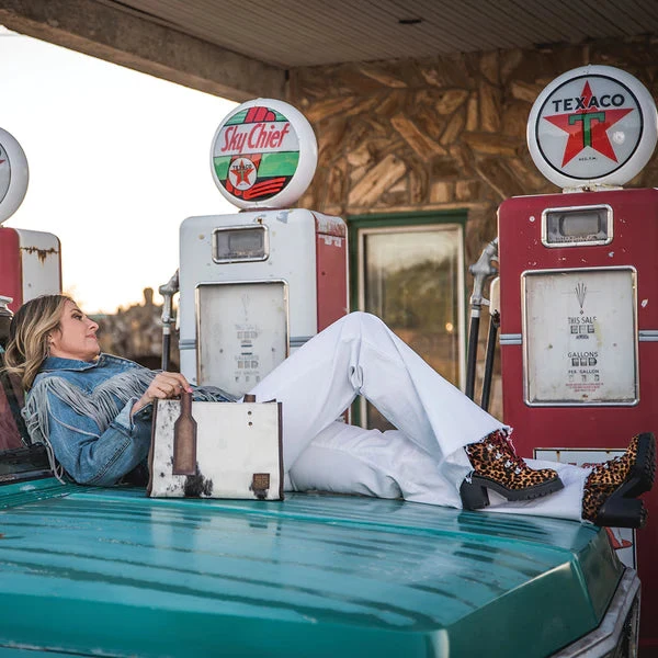 STS COWHIDE RUBY PURSE 2 STS COWHIDE RUBY PURSE - Image 2