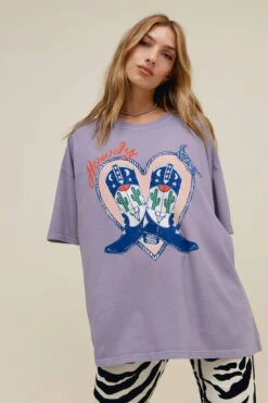DAYDREAMER HOWDY BOOTS TEE