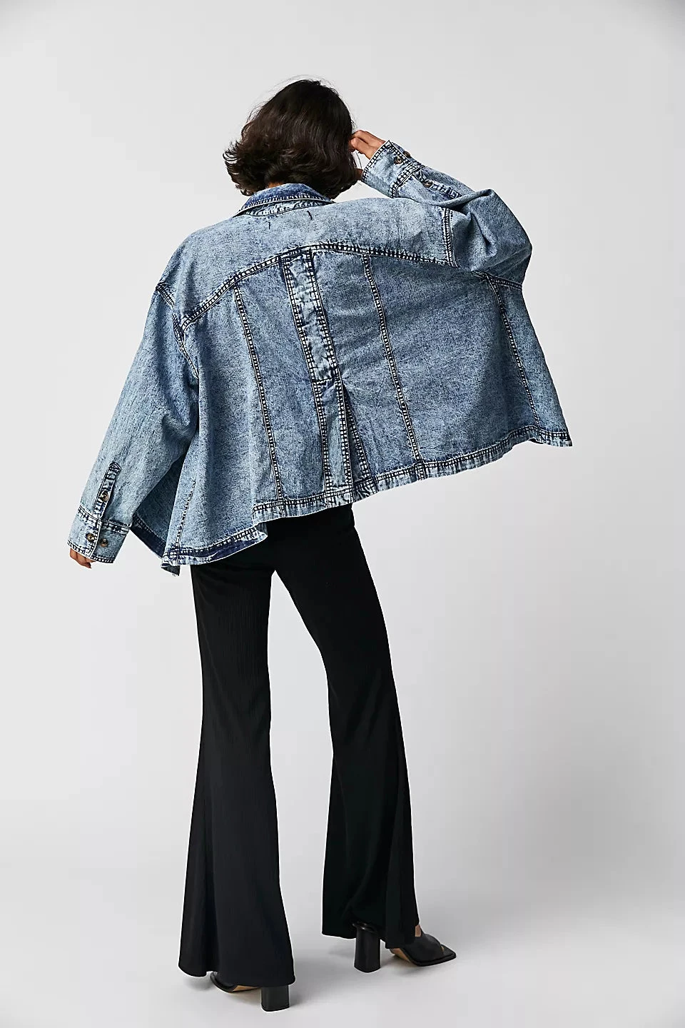 FREE PEOPLE BACK TO YOU DENIM JACKET 3 FREE PEOPLE BACK TO YOU DENIM JACKET - Image 3