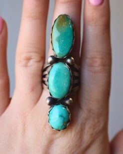 3 TURQUOISE STONES RING- SIZE 8 -Western Cowboy Clothing Store image 4122ab08 8ae1 436e a5f4 663df2a73550