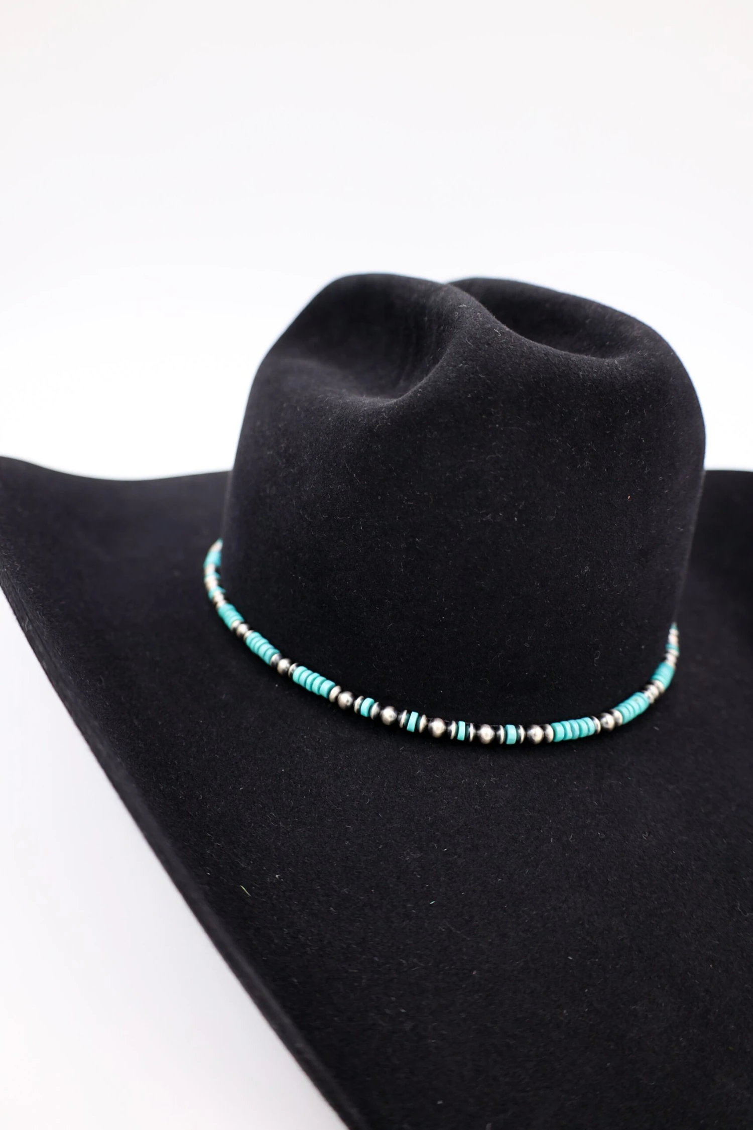 Peyote Bird Turquoise Heishi And Navajo Pearl Hat Band 3 Peyote Bird Turquoise Heishi And Navajo Pearl Hat Band - Image 3