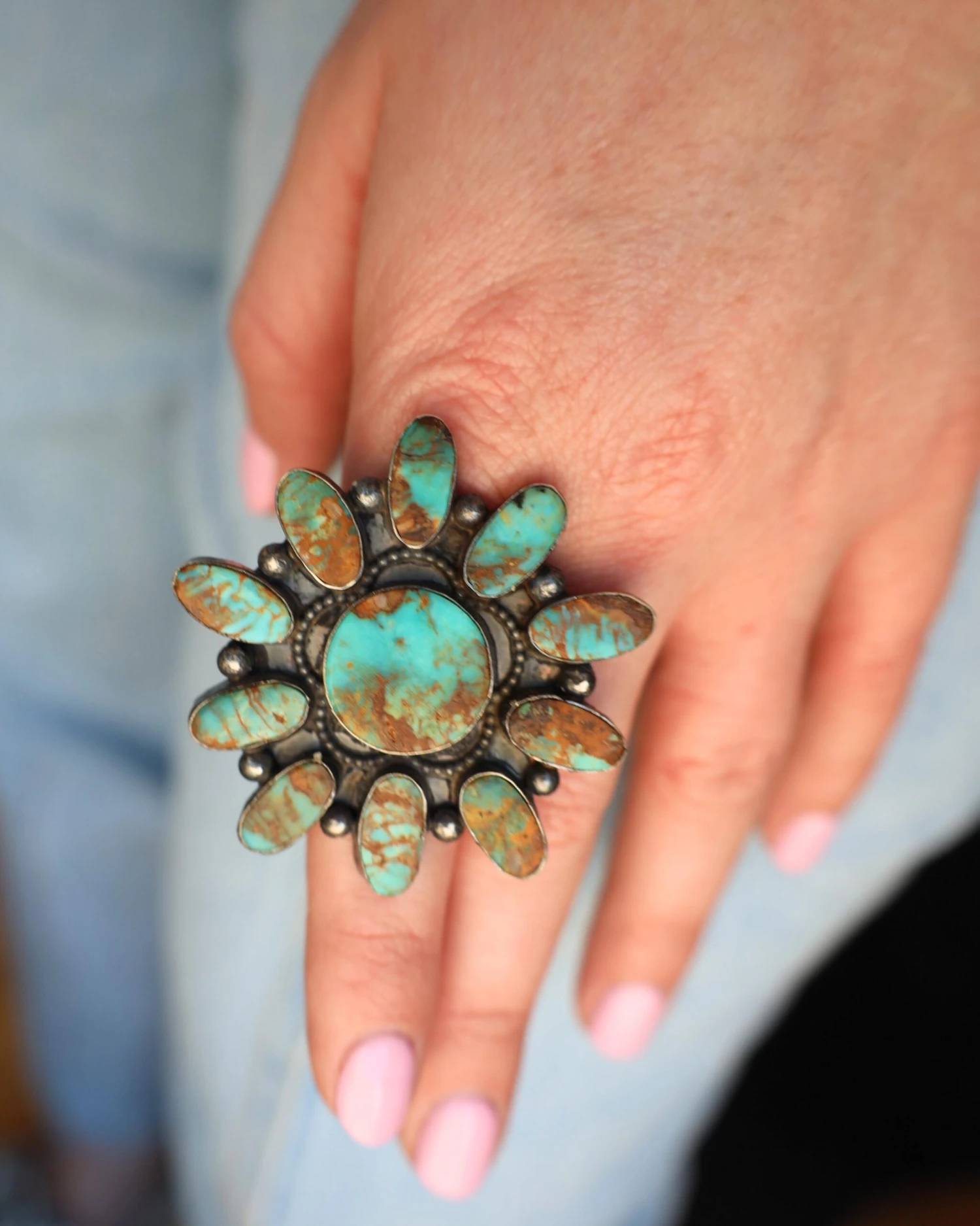 TURQUOISE AND BROWN FLOWER RING- SIZE 8 4 TURQUOISE AND BROWN FLOWER RING- SIZE 8 - Image 4