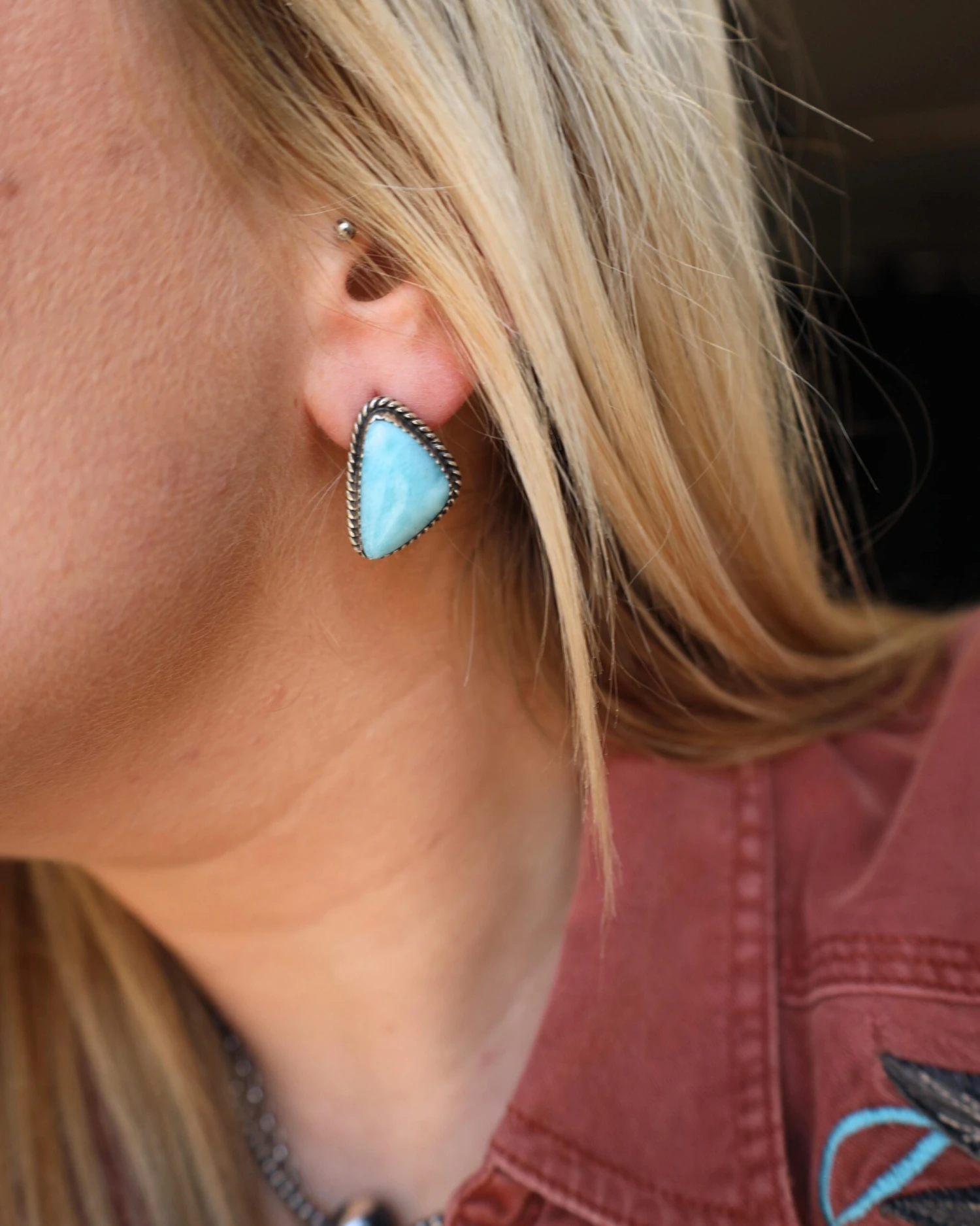 TURQUOISE TRIANGLE EARRING 4 TURQUOISE TRIANGLE EARRING - Image 4